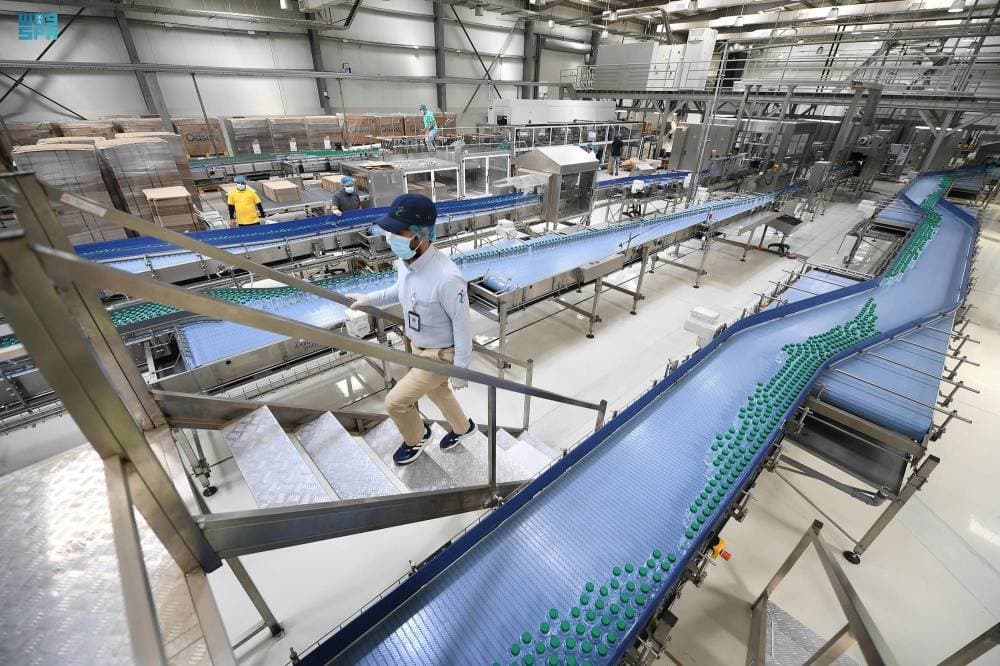 إطلاق مصانع صغيرة بمساحات 220 مترا مربعا كتجربة هي الأولى في المملكة.