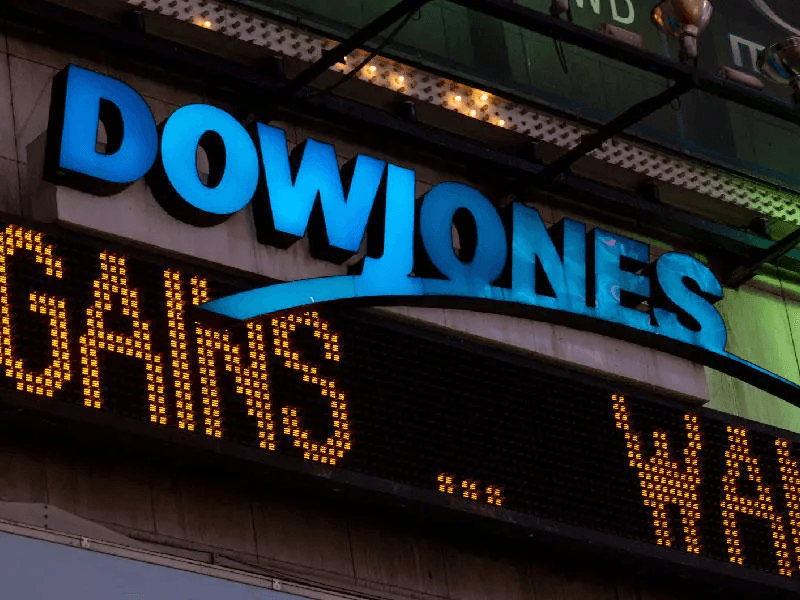 "داو جونز" يهبط 500 نقطة و"ناسداك" يهوي 3% بقيادة أسهم التكنولوجيا 