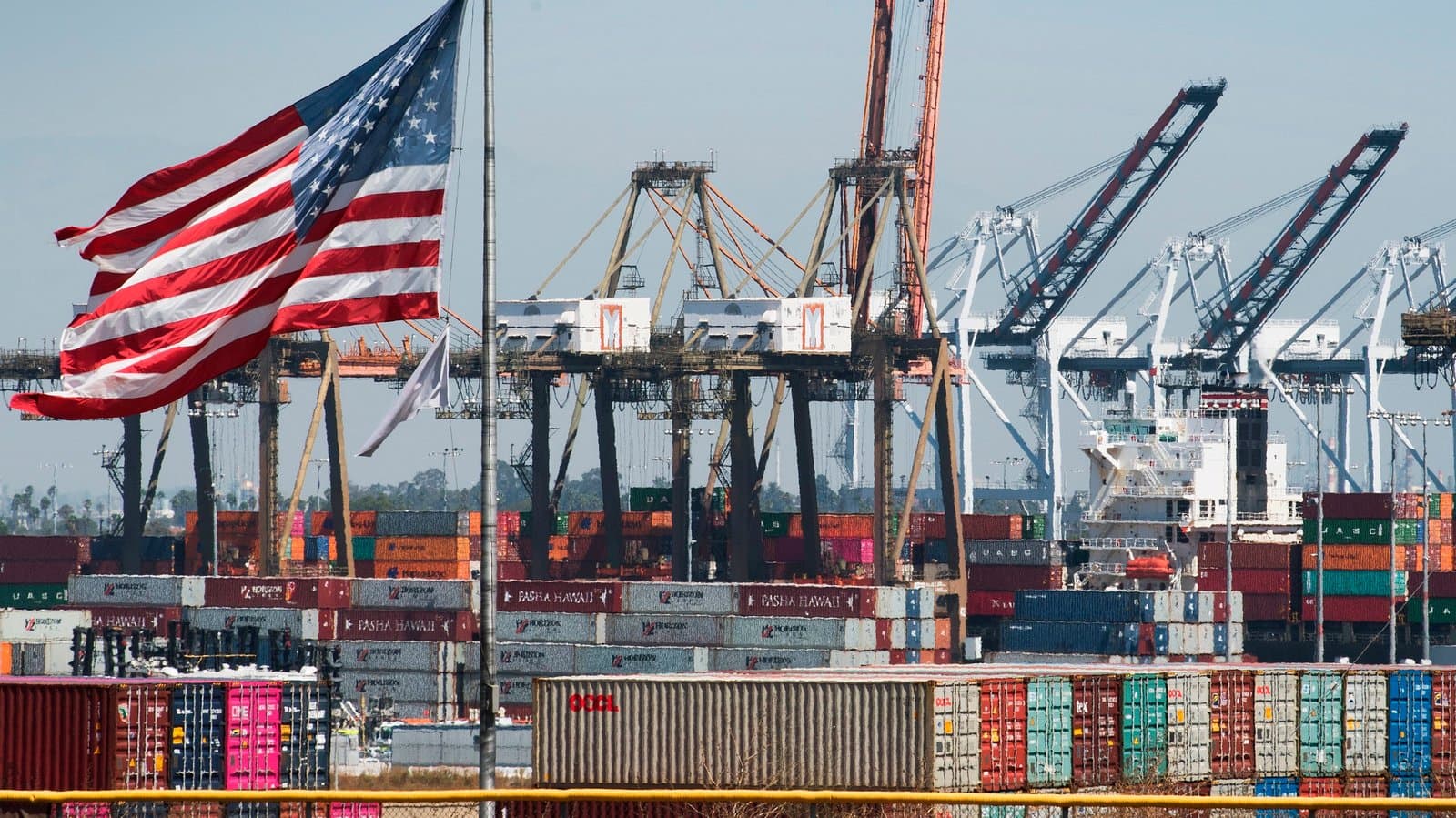 العجز التجاري يواصل الضغط على نمو أكبر اقتصادات العالم ..قفز 17.8%