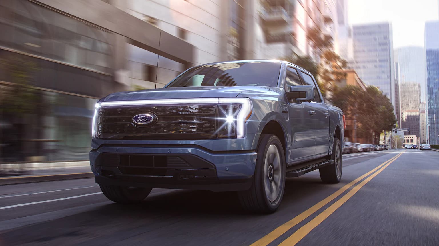 فورد تكشف عن F-150 الكهربائية