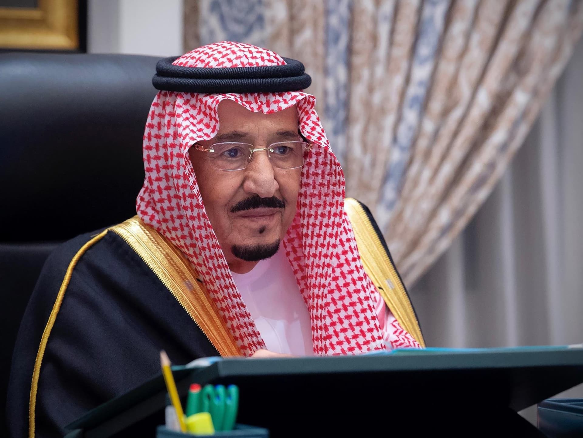 الملك  يتلقى اتصالا من أمير الكويت هنأه خلاله بحلول شهر رمضان 