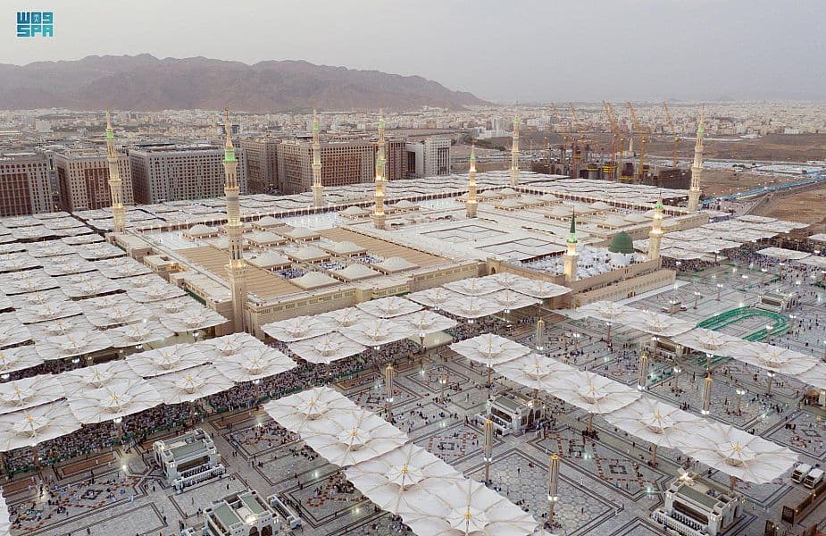 أكثر من 1.5 مليون معتمر قدموا للمدينة المنورة خلال موسم العمرة هذا العام