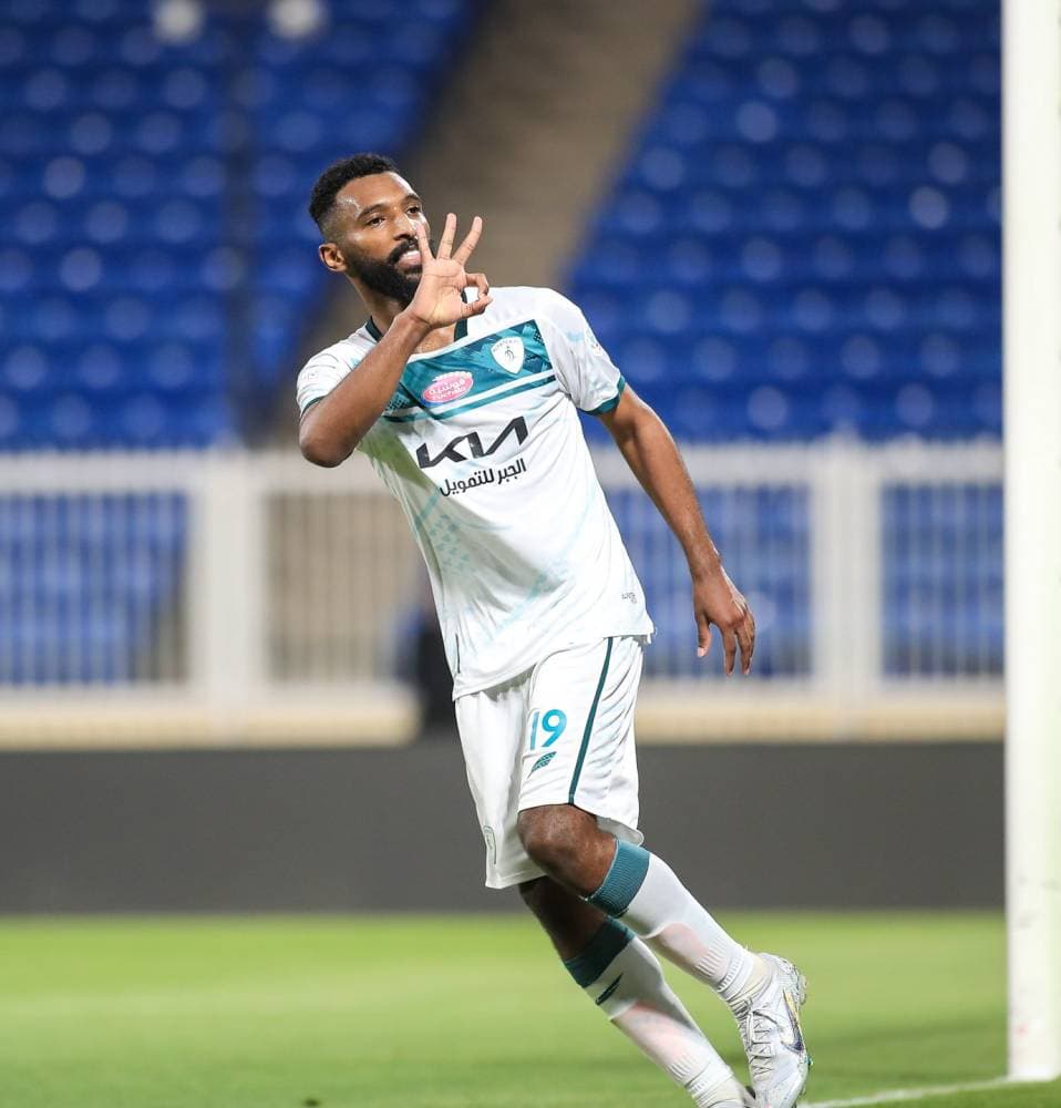 البريكان يحتفل بالهاتريك. مركز الفتح الإعلامي