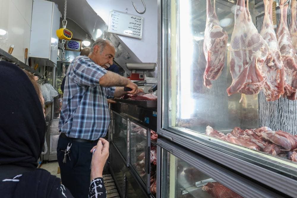 "إس إم آي سي" الصينية: أمريكا تفرض قيودا تصديرية على الموردين