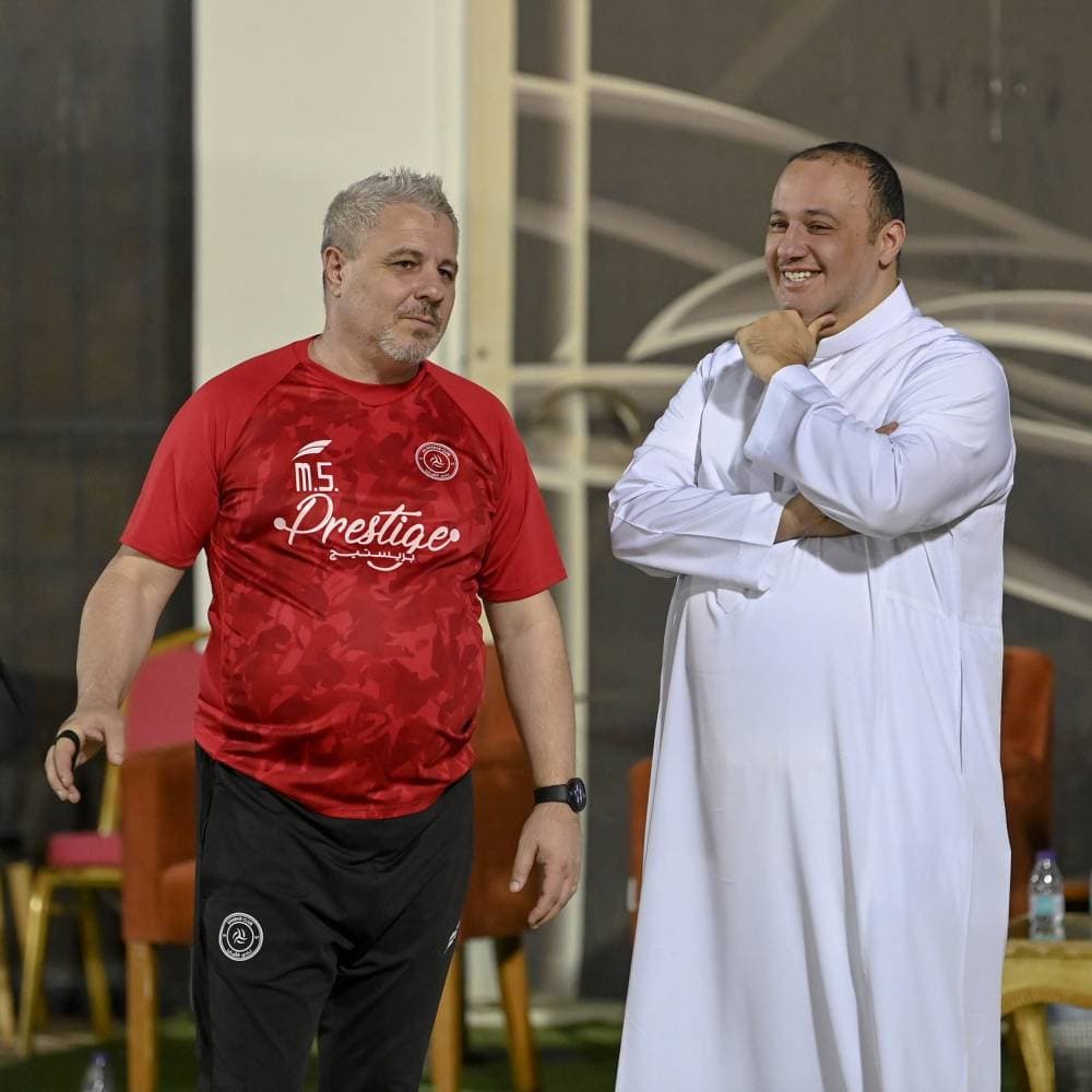 سوموديكا و  آل الشيخ خلال تدريب الأمس. مركز الشباب الإعلامي