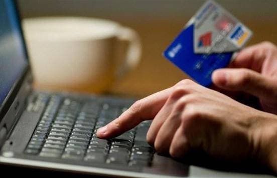  السماح بأداء العمرة والزيارة تدريجيًا من داخل المملكة بداية من 17 صفر