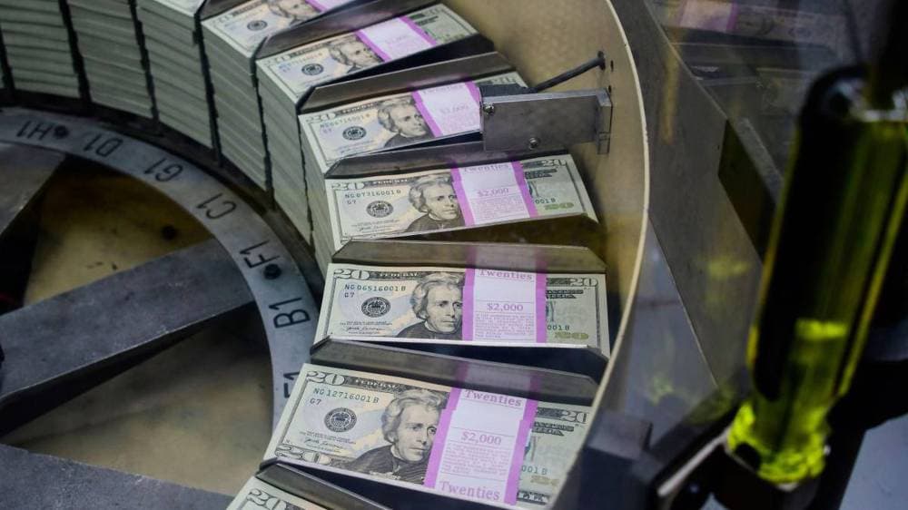 برعاية جهات حكومية .. توقيع اتفاقيات بين شركات وطنية وملاك مزارع البن السعودي