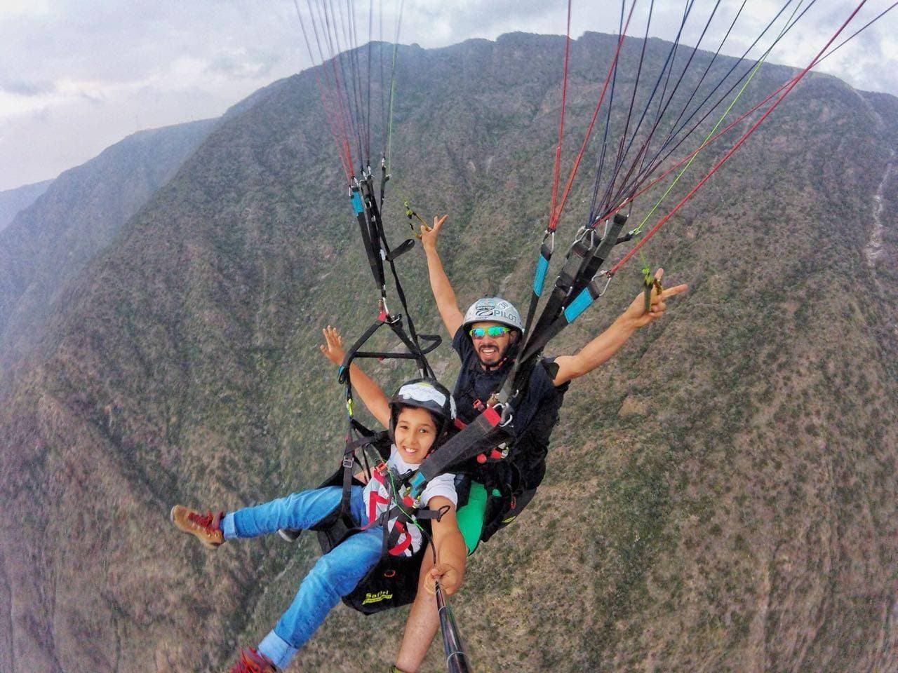 جبال عسير ..  تضاريس مميزة تجذب عشاق المغامرات
