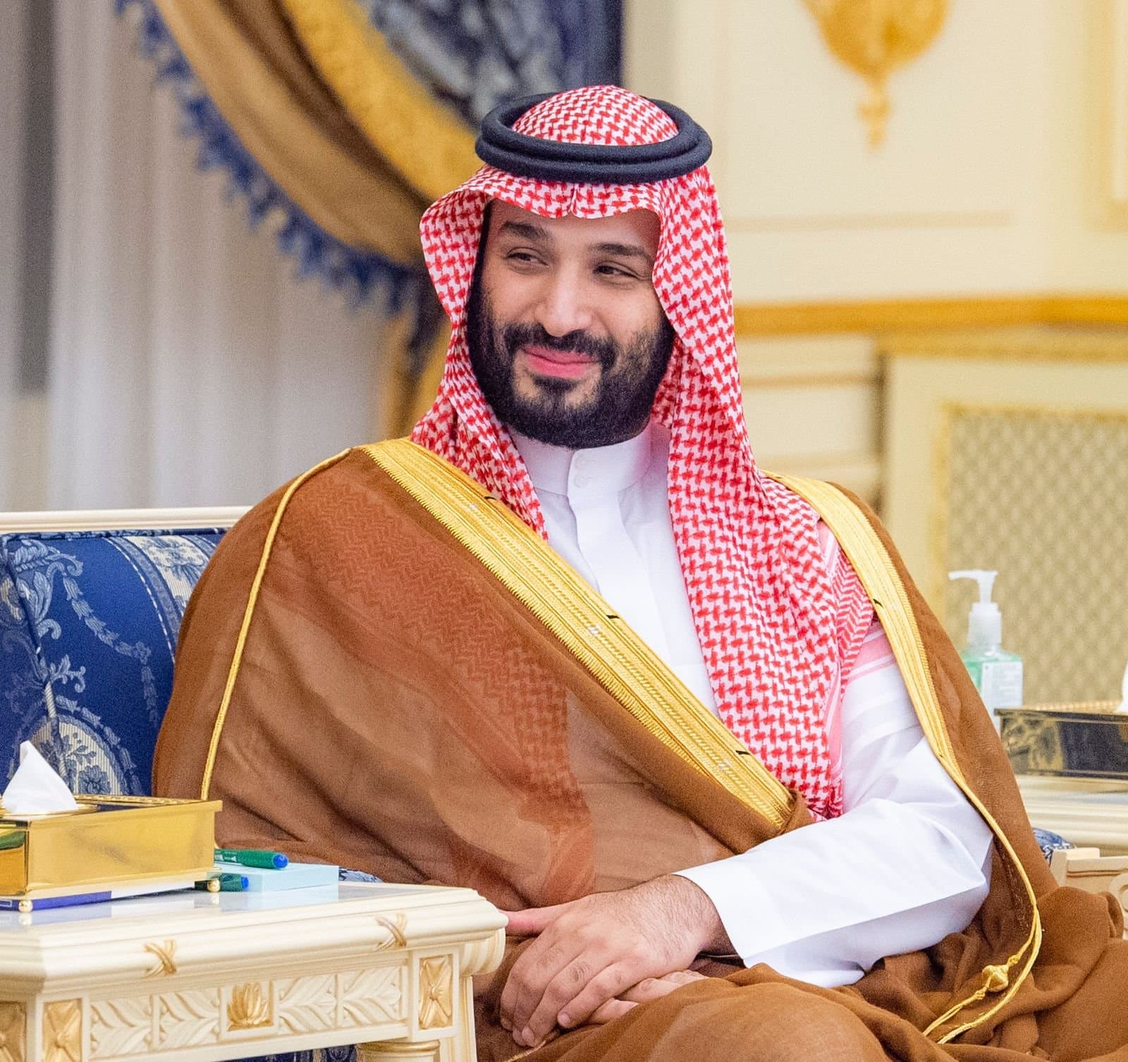 ولي العهد يبحث مع رئيس أوزبكستان أوجه العلاقات الثنائية وفرص التعاون