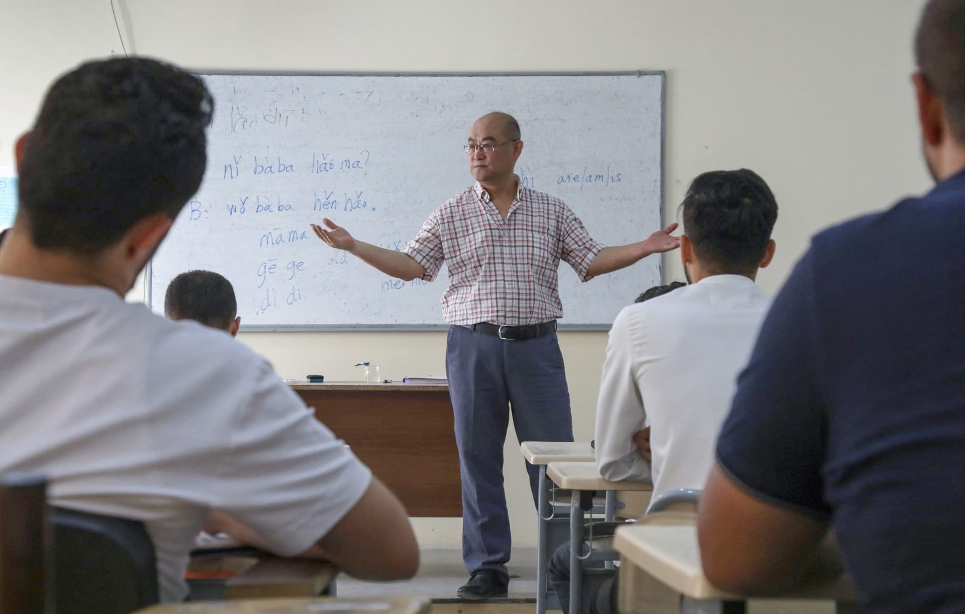 بين النفط والبناء الصين ترسخ وجودها في العراق