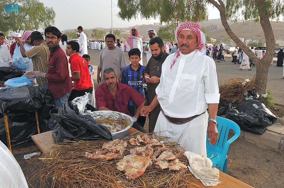 أكلات عسير الشعبية .. فن الطهي الممزوج بطعم الطبيعة
