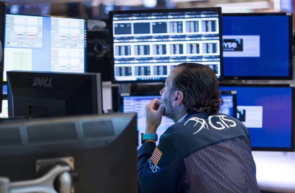 الأسهم الأمريكية تغلق على تباين وسط ترقب لبيانات الوظائف