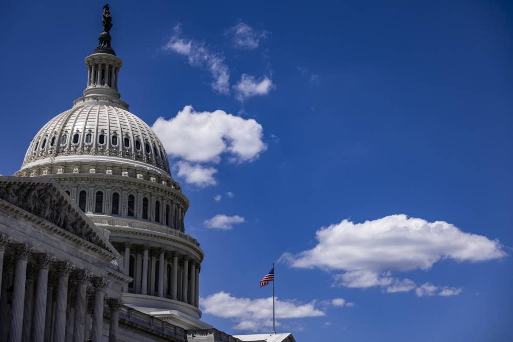 موديز: قانون الإنفاق الأمريكي سيخفض التضخم في الأجل المتوسط إلى الطويل 