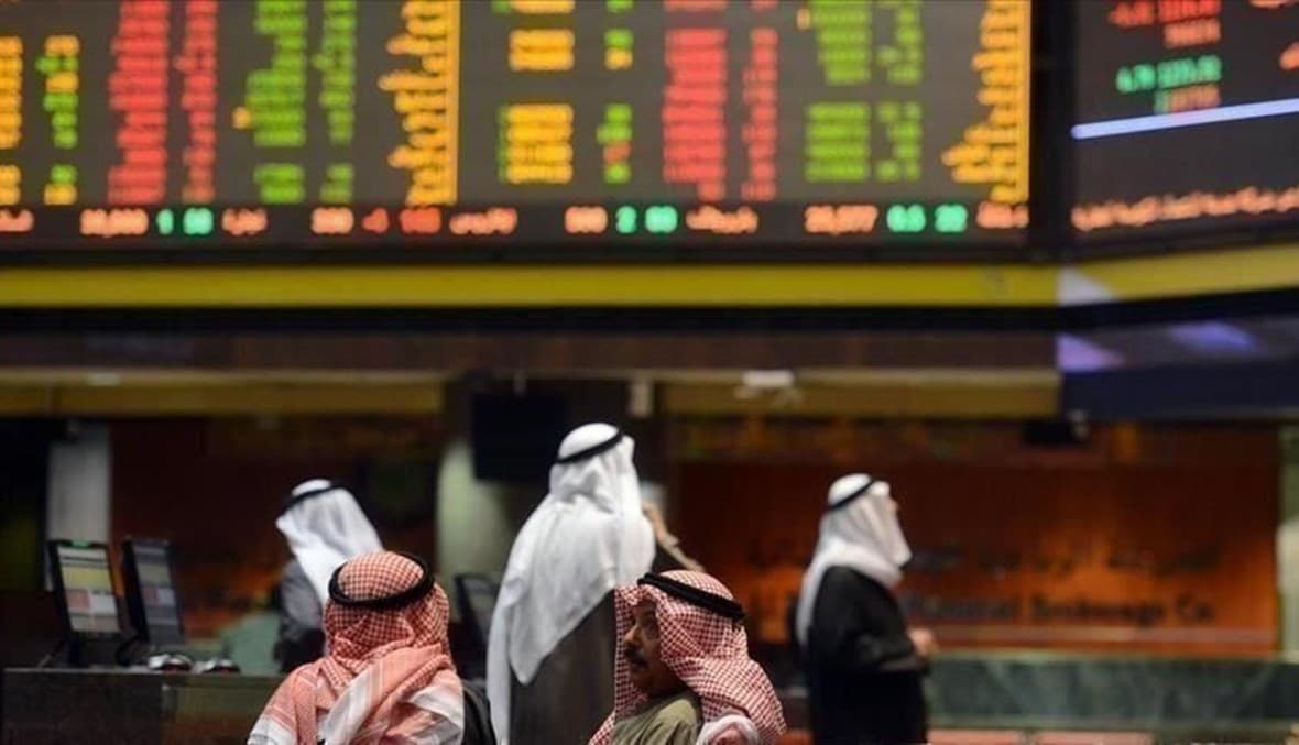 مخاوف النمو العالمي تدفع بورصات الخليج للتراجع.. و"المصرية" تهوي 3.1 %