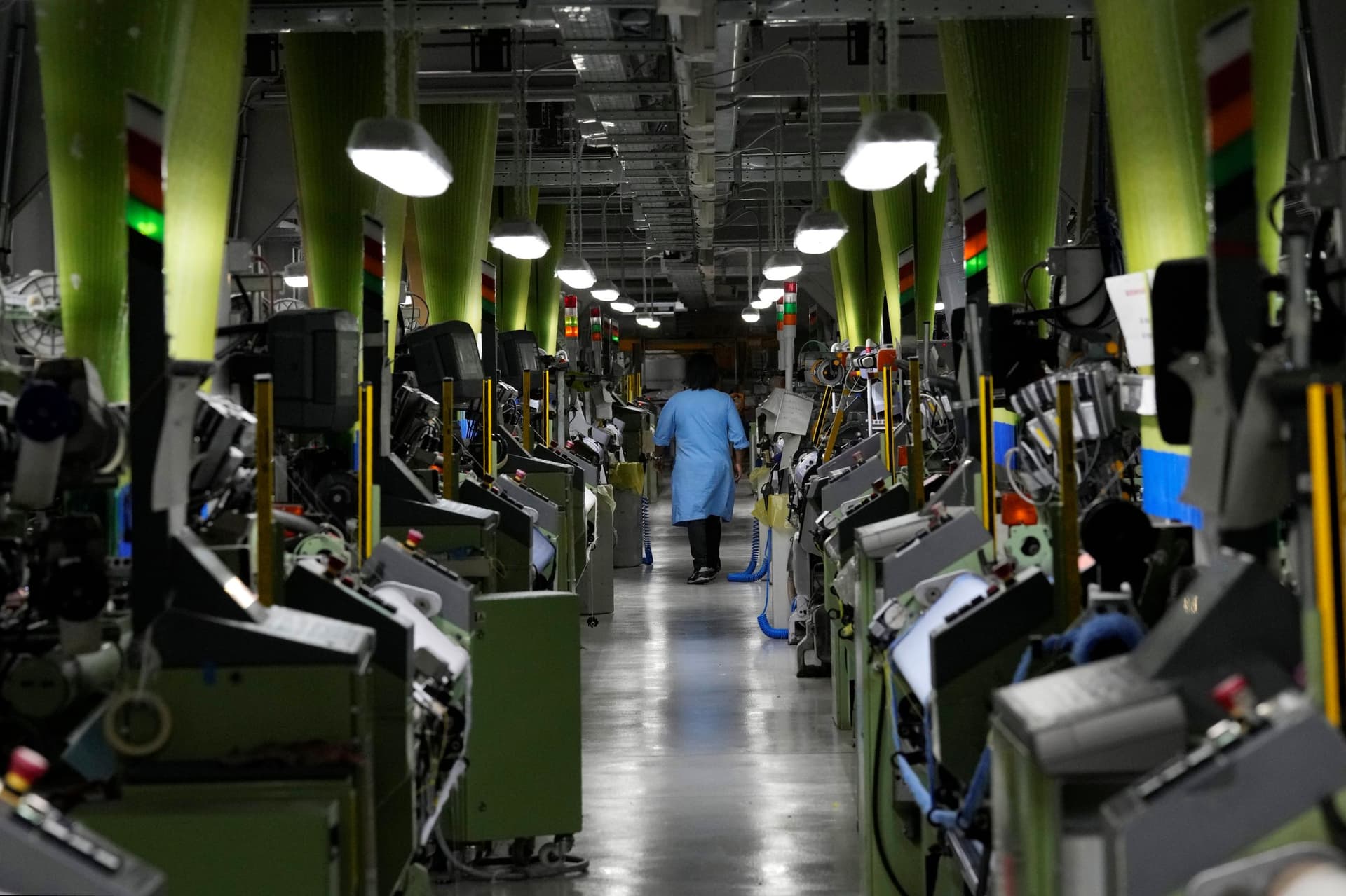  30 مليار دولار إعانات للشركات الإيطالية في حال فوز سالفيني