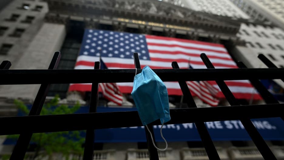  اختلاس 45 مليار دولار من إعانات البطالة خلال تفشي كورونا في أمريكا