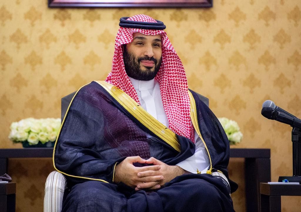 ولي العهد يلتقي وزير الدفاع وقيادات الوزارة