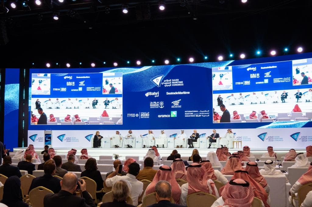 7 اتفاقيات بقيمة 900 مليون ريال لإنشاء منطقة لوجستية وتمكين التقنيات الحديثة في الموانئ السعودية