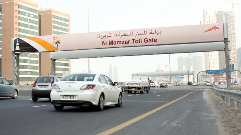 "سالك" للتعرفة المرورية في دبي تقفز نحو 20% في الطرح العام الأول