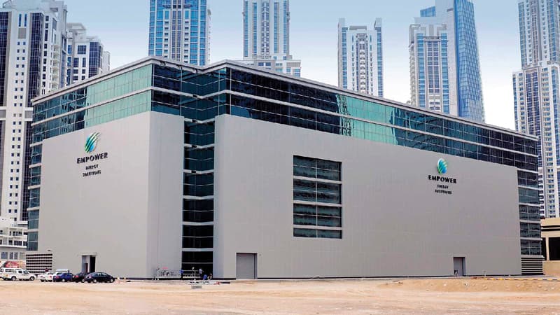  دبي تعتزم بيع 10 % من أسهم "إمباور" في طرح عام أولي  