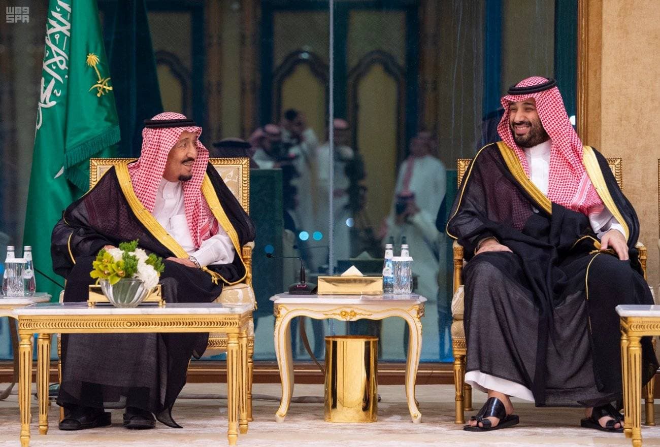خادم الحرمين الشريفين الملك سلمان بن عبدالعزيز وولي العهد الأمير محمد بن سلمان.