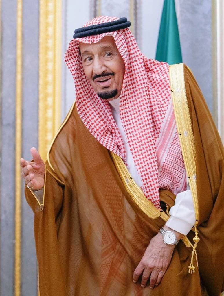 جنوب أفريقيا تعلق استخدام لقاح أسترا زينيكا بعد تجربة أظهرت حماية محدودة 