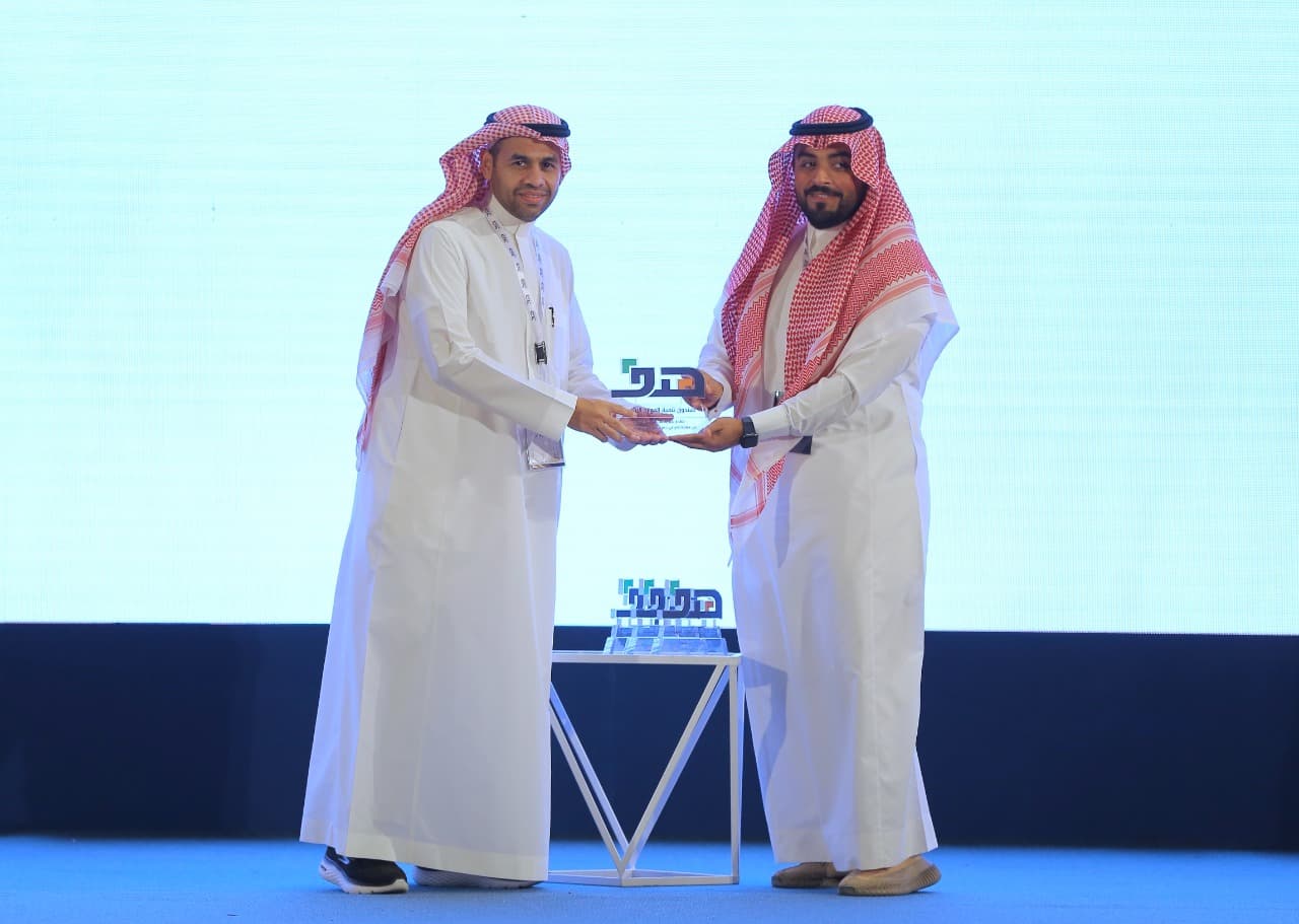 شاب سعودي يدخل قائمة راود الأعمال بعد 10 أعوام من الوظيفة