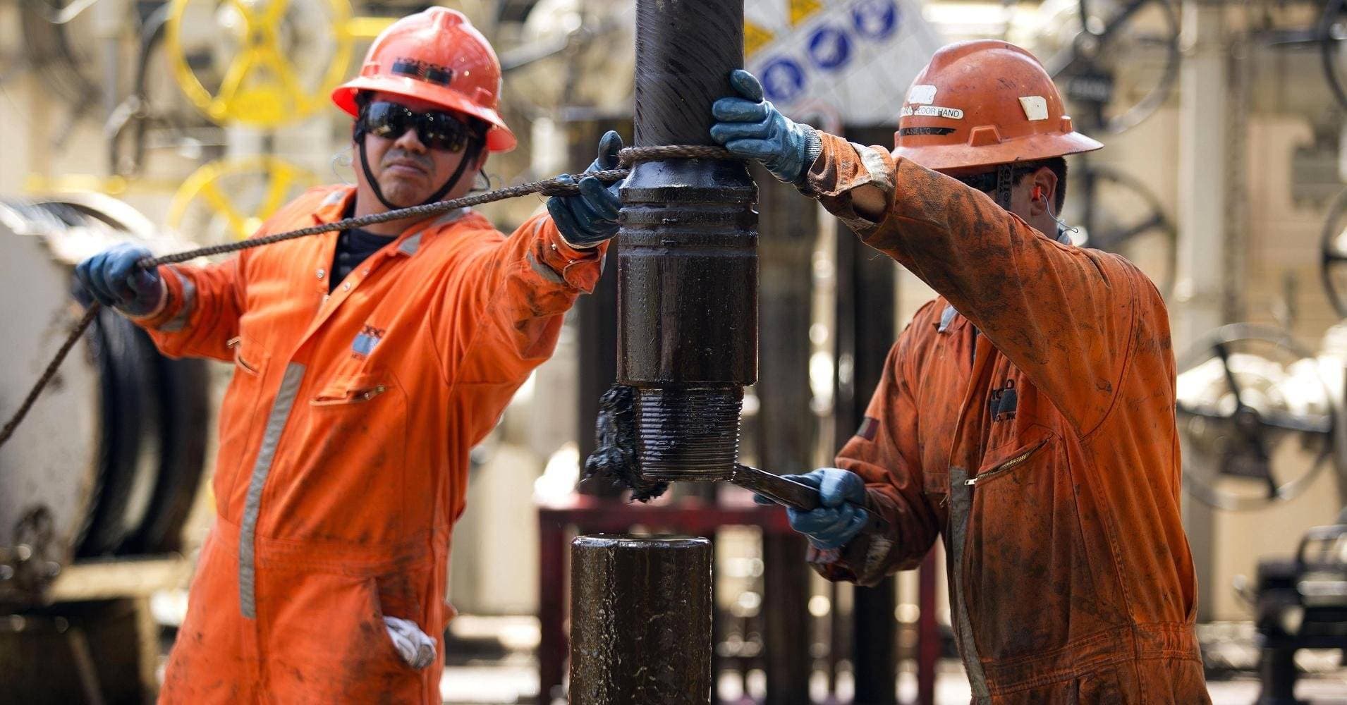 سلطنة عمان : أكثر من 6 ملايين إجمالي اشتراكات الهواتف المتنقلة حتى يناير الماضي 