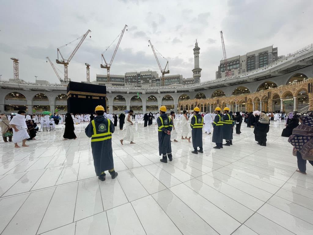 إغلاق طريق "مكة - جدة" السريع بسبب هطول الأمطار