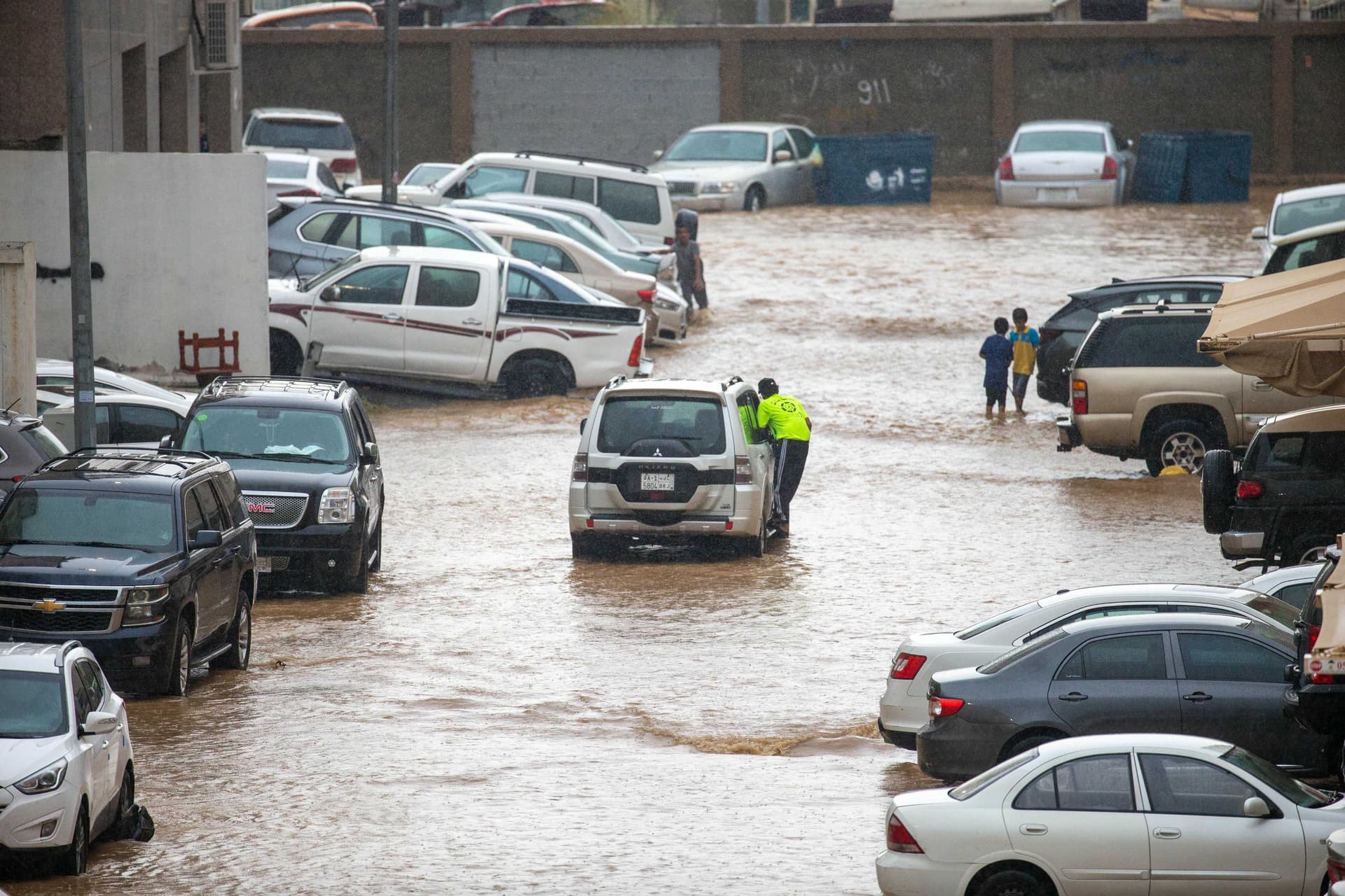 جدة تسجل أعلى كمية أمطار في 13 عاما