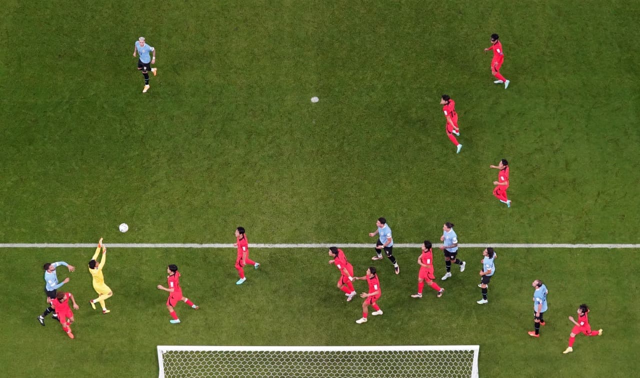 الأوروجواي تتعادل سلبيا مع كوريا الجنوبية