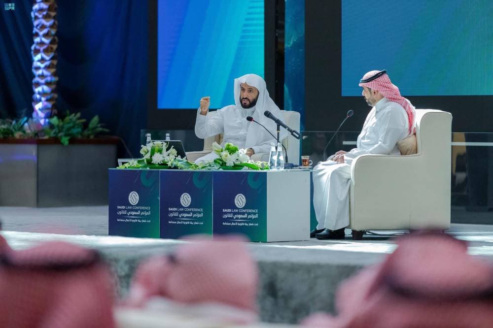 وزير العدل: السماح لمكاتب المحاماة الأجنبية يحسن بيئة الأعمال والاستثمار في المملكة