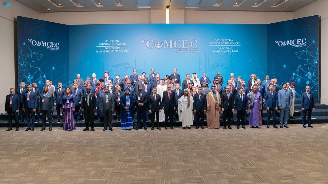 وزير التجارة يشارك في اجتماعات "الكومسيك" ويلتقي 12 مسؤولا ورؤساء كبرى الشركات التركية