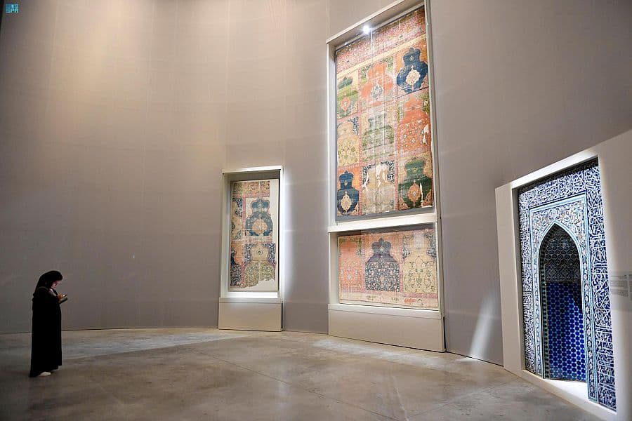 رحلة حسية متنوعة في جدة .. "بينالي" يحتفي بالثقافة والفنون الإسلامية