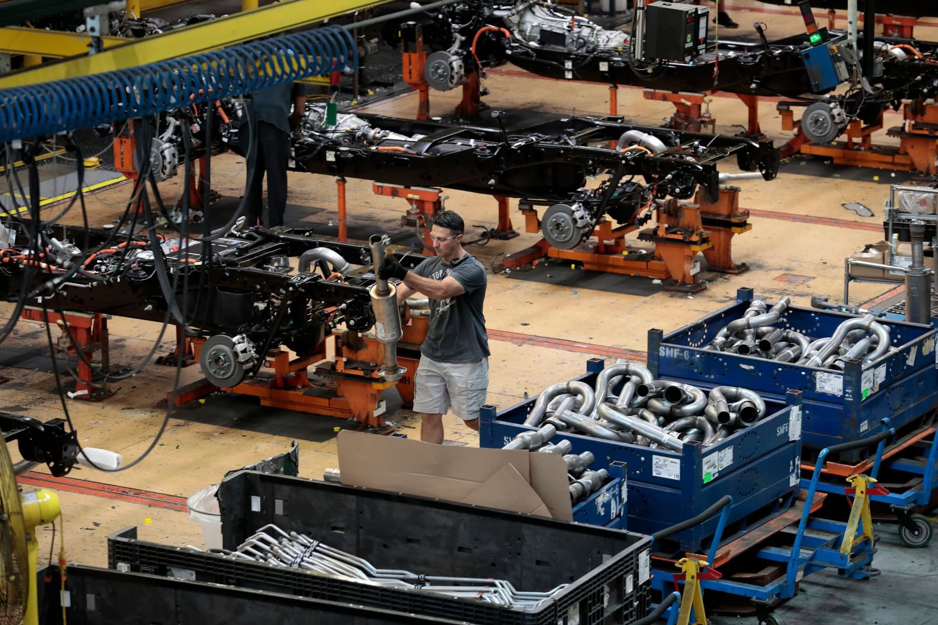 استمرار تحسن قطاع التصنيع الأوروبي للشهر الثالث على التوالي