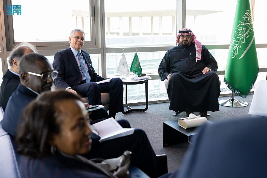 وزير الاقتصاد يبحث مع البنك الدولي تعزيز التعاون في مختلف المجالات