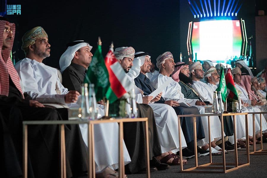 13 مذكرة تفاهم بين القطاعين الحكومي والخاص .. منتدى الاستثمار السعودي العماني يحقق التكامل الاقتصادي