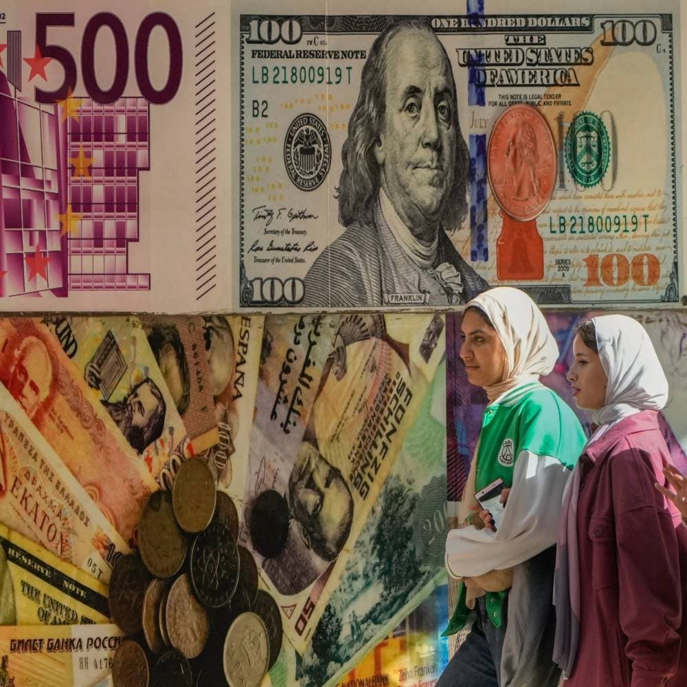 الذهب يتراجع 0.3 % في المعاملات الفورية