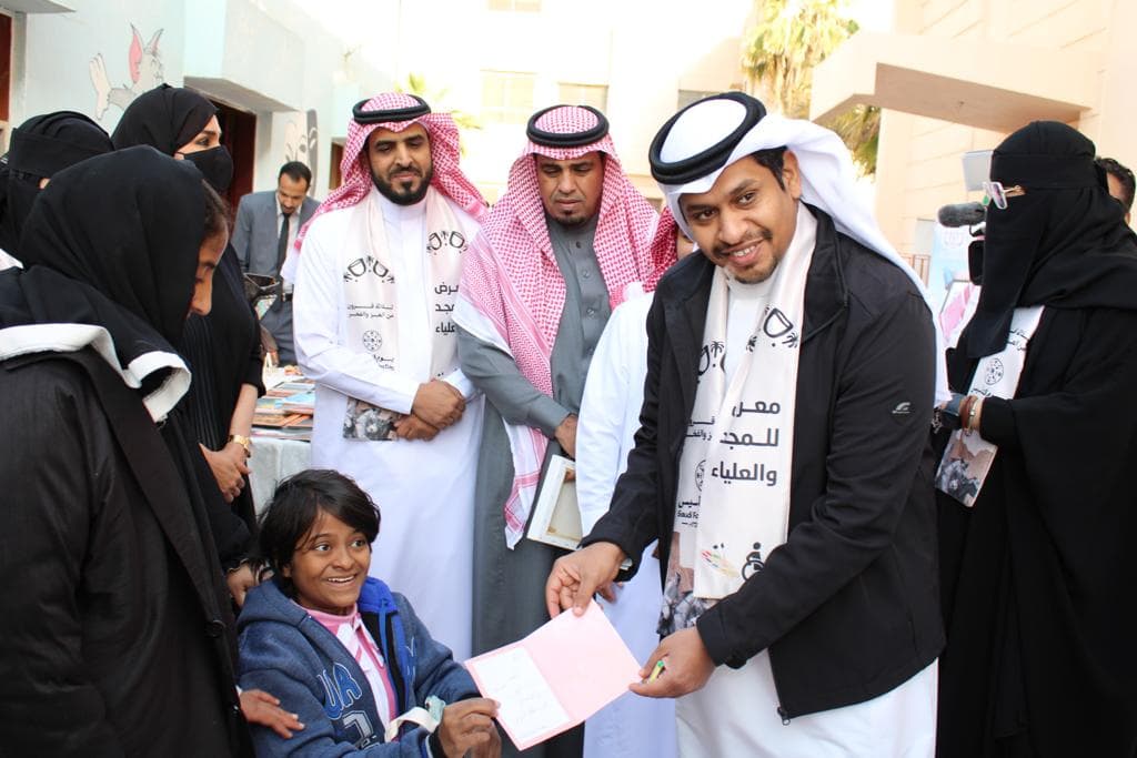 طلاب وطالبات الرياض يقدمون أجمل العروض التراثية احتفاء بيوم التأسيس