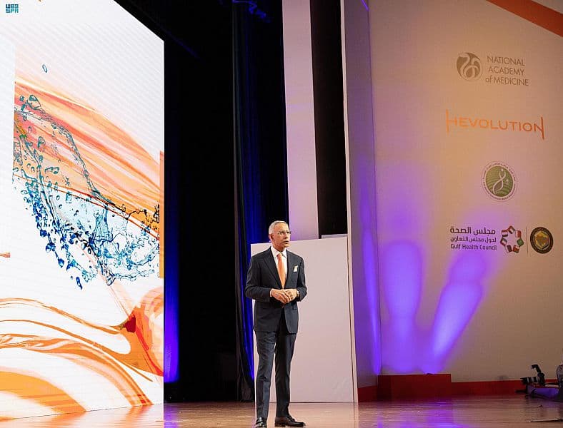 للارتقاء بالقطاع الصحي الخليجي ..افتتاح "قمة خارطة الطريق لإطالة العمر الصحي"
