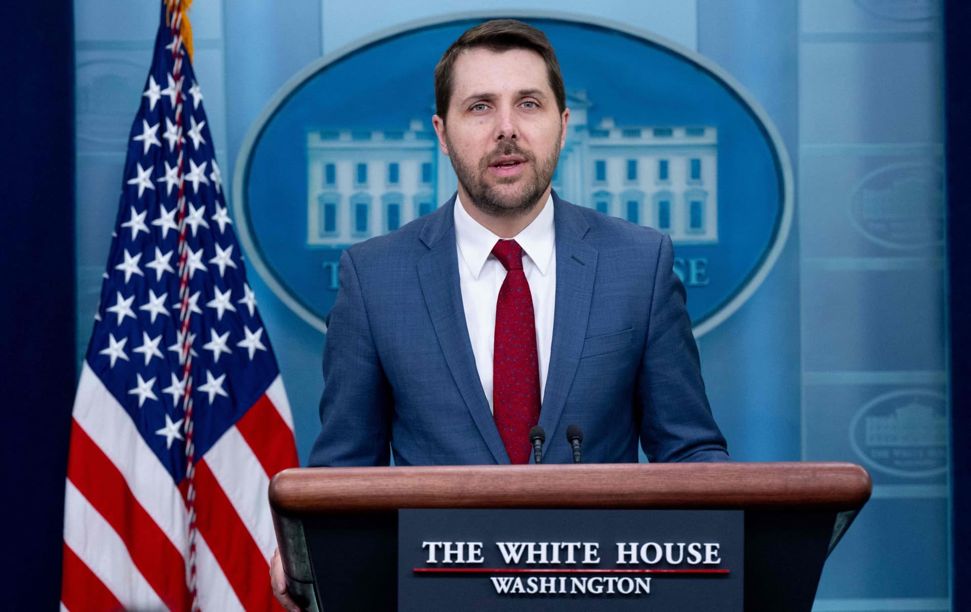 استقالة بريان ديس كبير المستشارين الاقتصاديين لبايدن