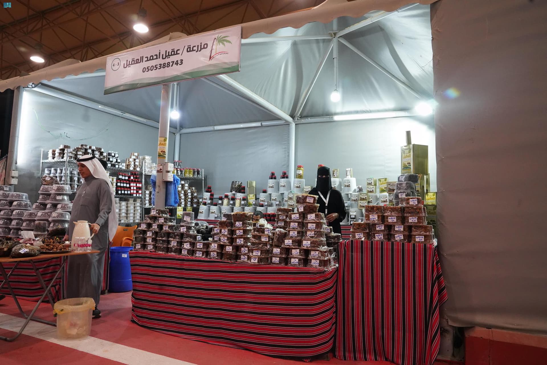 "حلوة الجوف" تتصدر مبيعات مهرجان تمور الجوف التاسع 