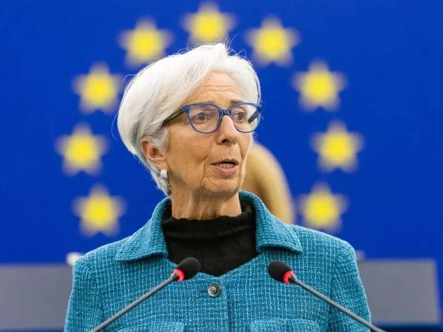 حروب الحوسبة السحابية تتفاقم .. صراع على سوق تريليونية لتخزين البيانات