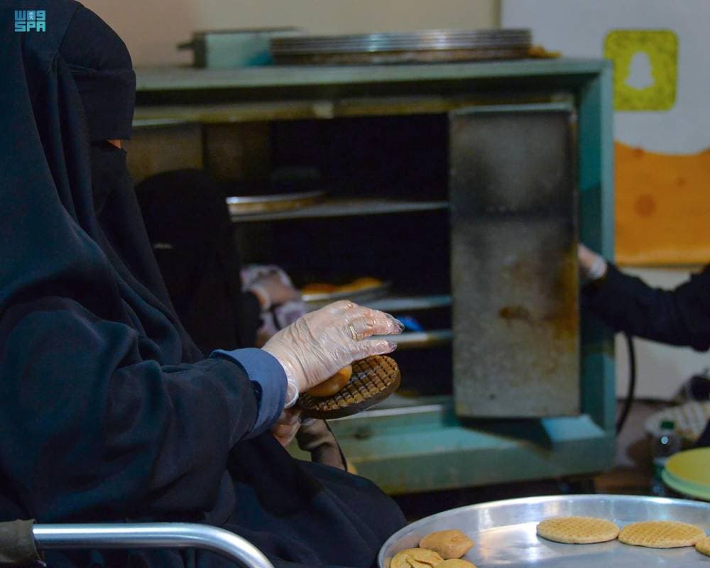 مواجهة كورونا وأسعار النفط وبرنامج صندوق الاستثمارات ترفع توقعات نمو الاقتصاد السعودي