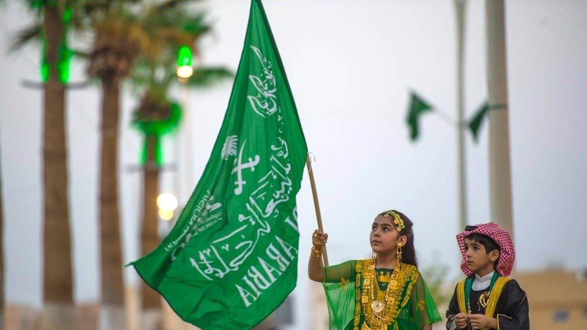 العلم السعودي .. رمز للائتلاف والوحدة