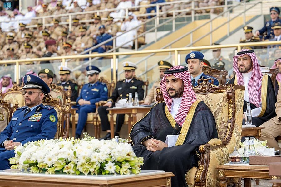 وزير الدفاع يرعى حفل تخريج الدفعة81 من طلبة كلية الملك عبدالعزيز الحربية