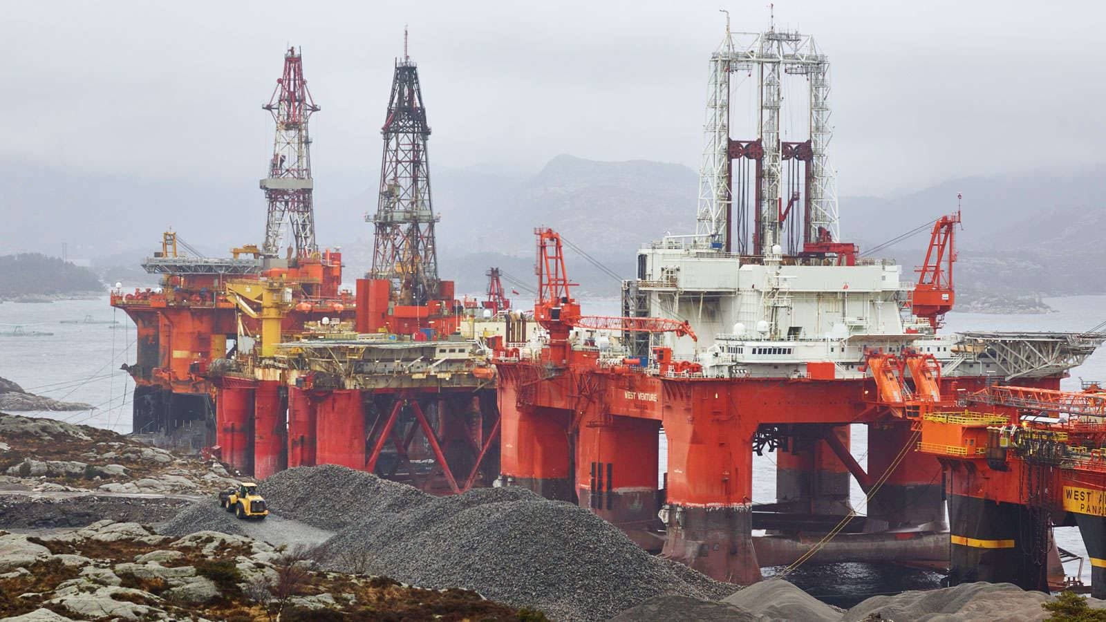 الأزمة المصرفية الراهنة مثل سابقيها تؤدي إلى حالة من التقلب الشديد في أسواق الطاقة.