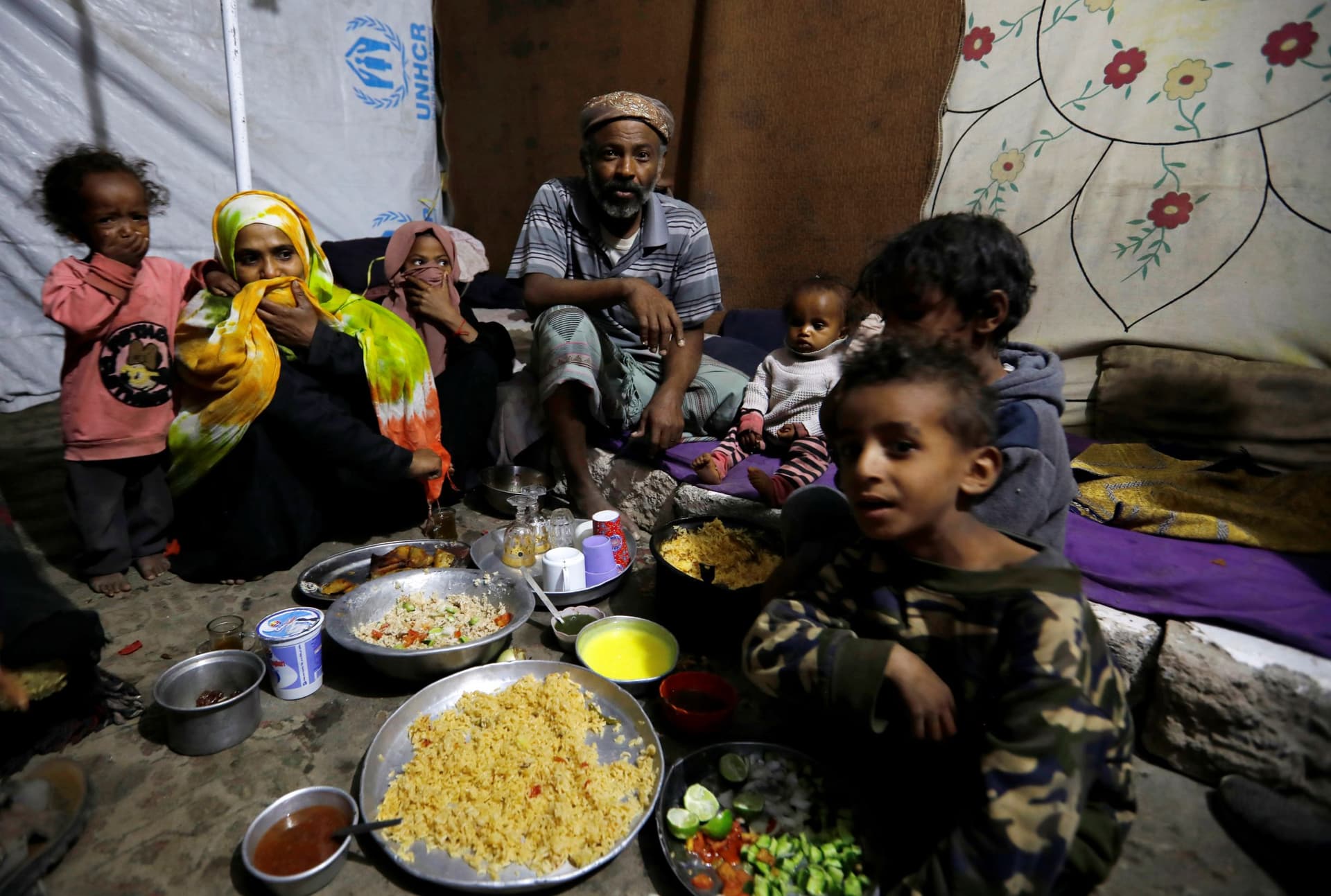 موائد إفطار رمضان حول العالم بنكهات مختلفة