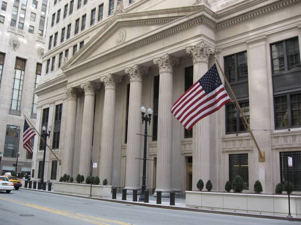 مسؤول في الاحتياطي الفيدرالي: الضغوط المصرفية تقرب أمريكا من الركود 