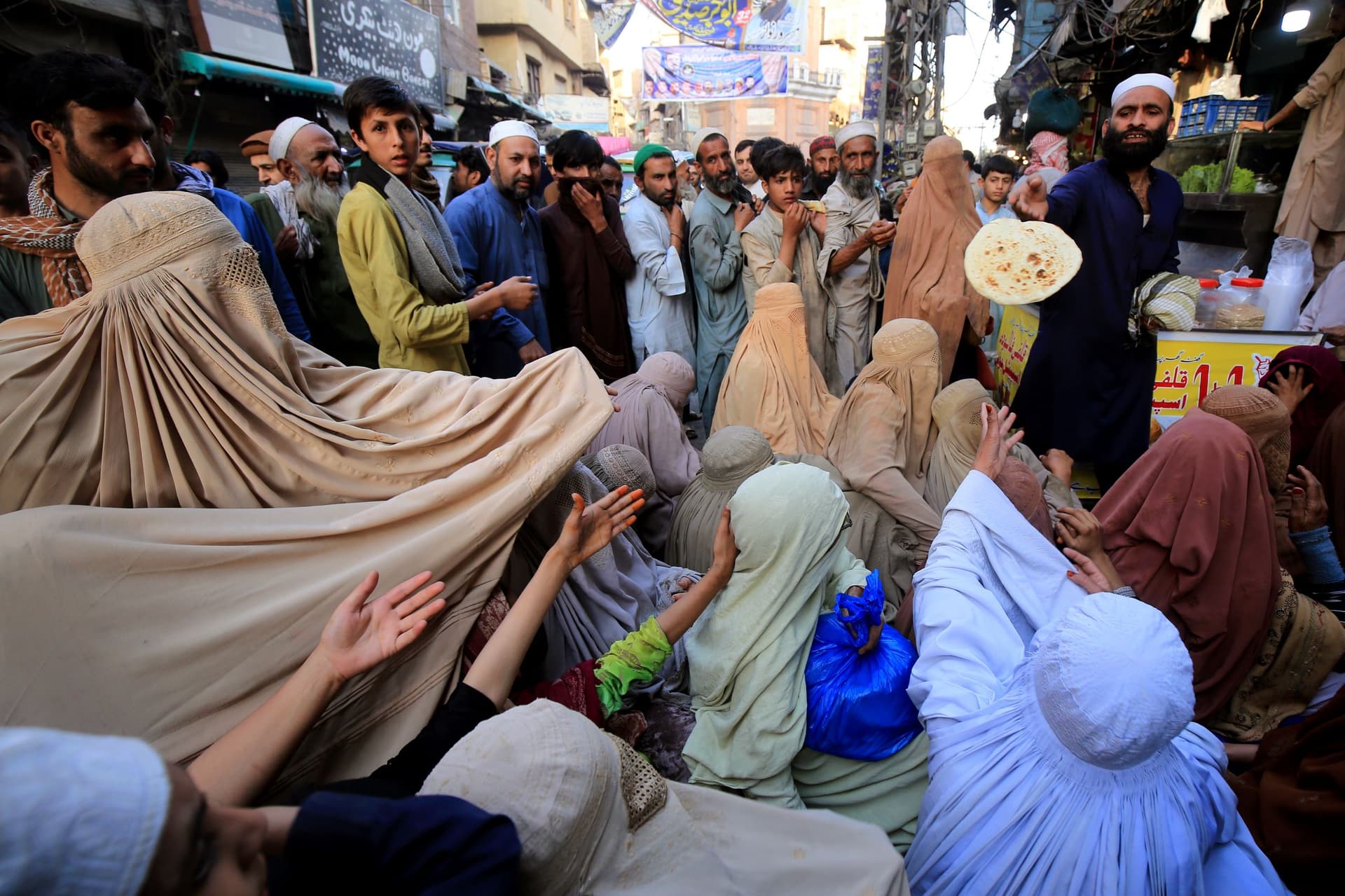 صراع على رغيف الخبز